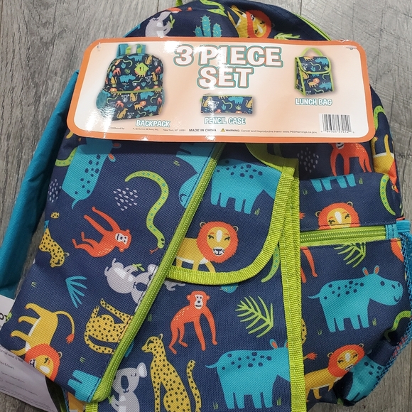 Jungle Backpack - Picture 2 of 9